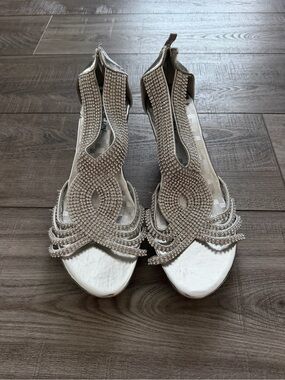 Women’s Silver Rhinestone Dress Sandals - Elegant Evening Shoes